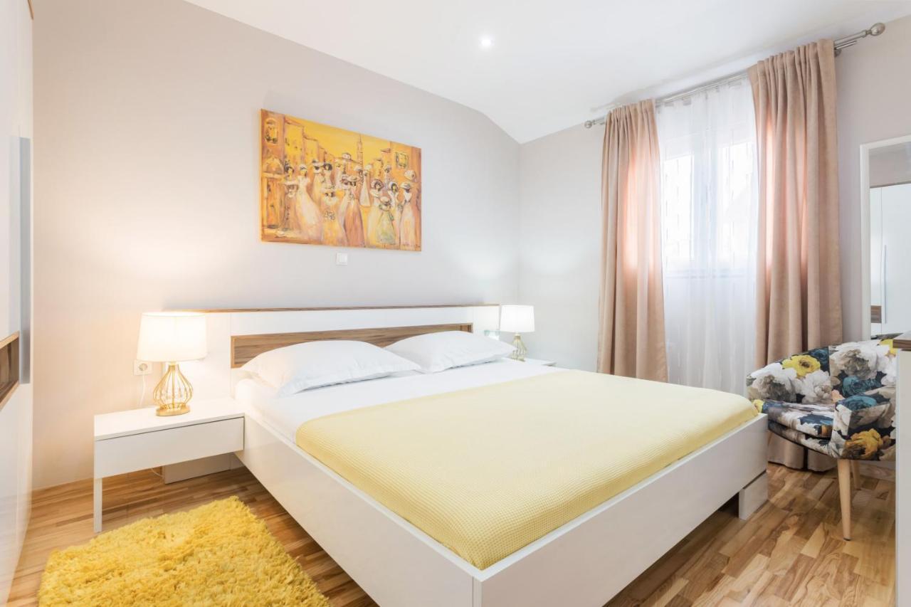 Turta Apartment Zadar Buitenkant foto